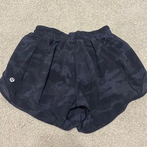 lululemon shorts size 4 TALL